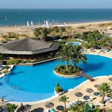 Oasis מלון 4*