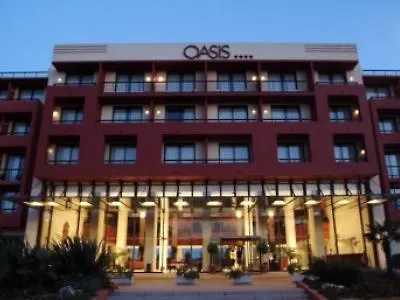 酒店 Oasis
