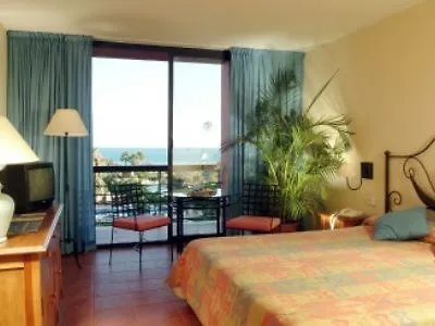 Oasis 4* 伊斯兰蒂拉